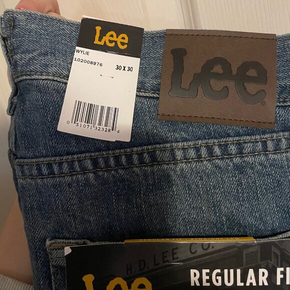 NWT Mens Lee Legendary Regular Fit Straight Jeans Wylie 30 x 30 99% Cotton - Picture 6 of 6